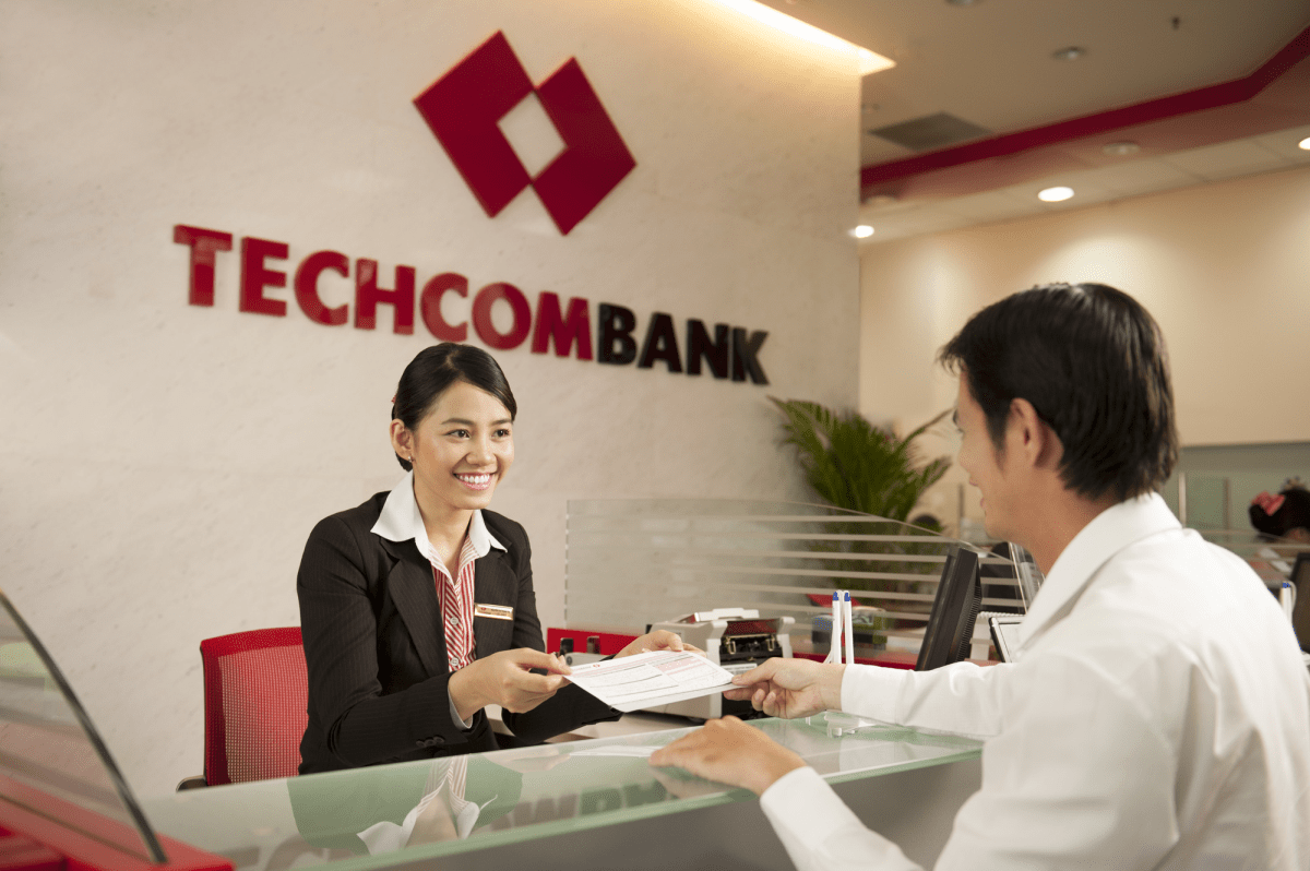review ngân hàng techcombank